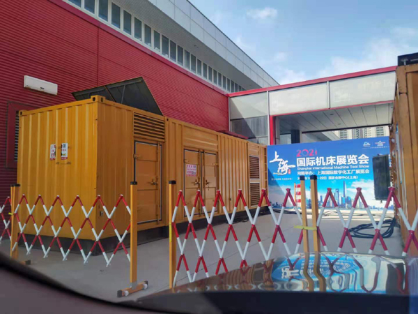 大余出租发电机-柴油发电机和汽油发电机哪个更好一些？