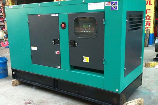 大余如何检查机油的使用时间？